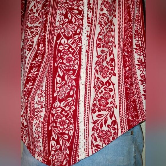 COPY - One blouse - Picture 11 of 16